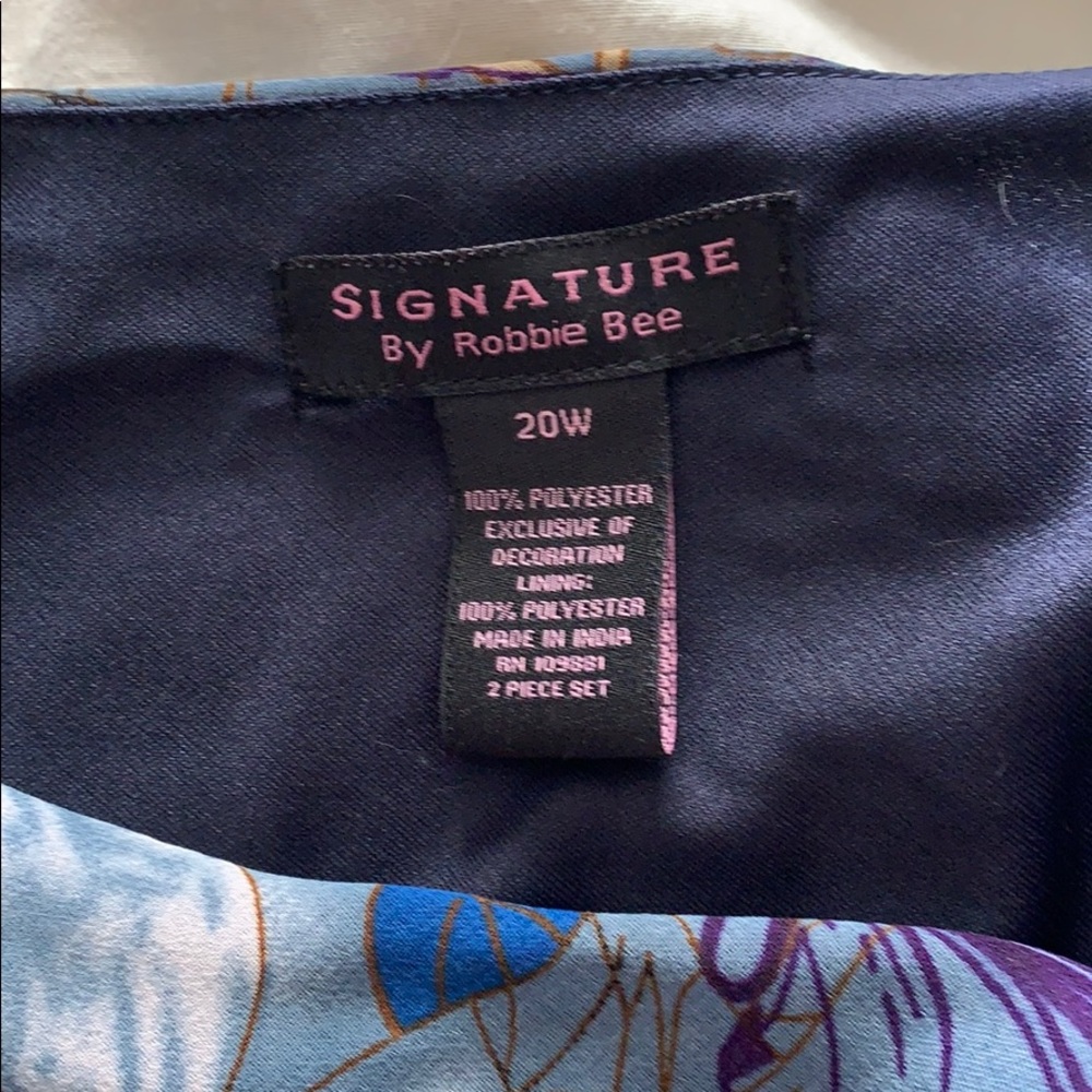 Signature top - Picture 3 of 3